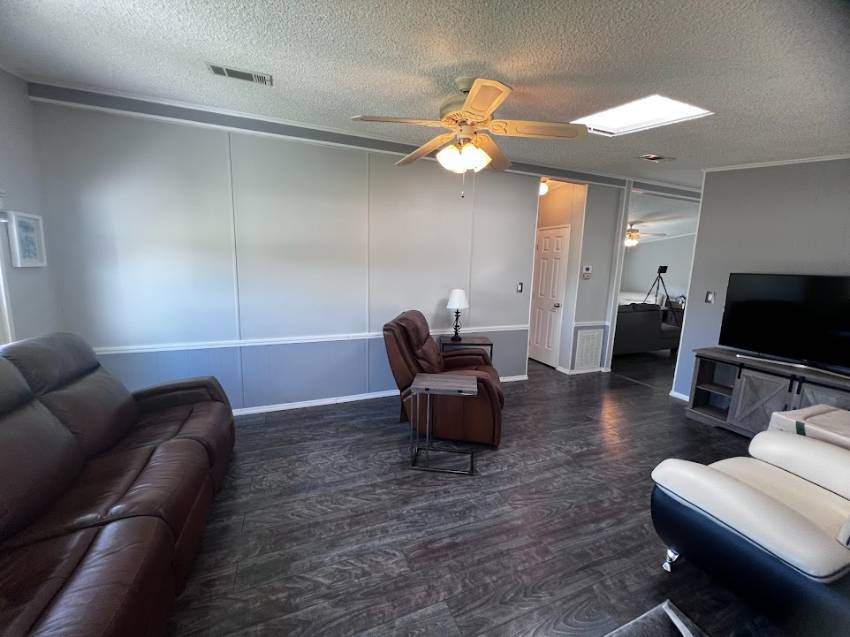 74 Greenview Drive a Winter Haven, FL Mobile or Manufactured Home for Sale